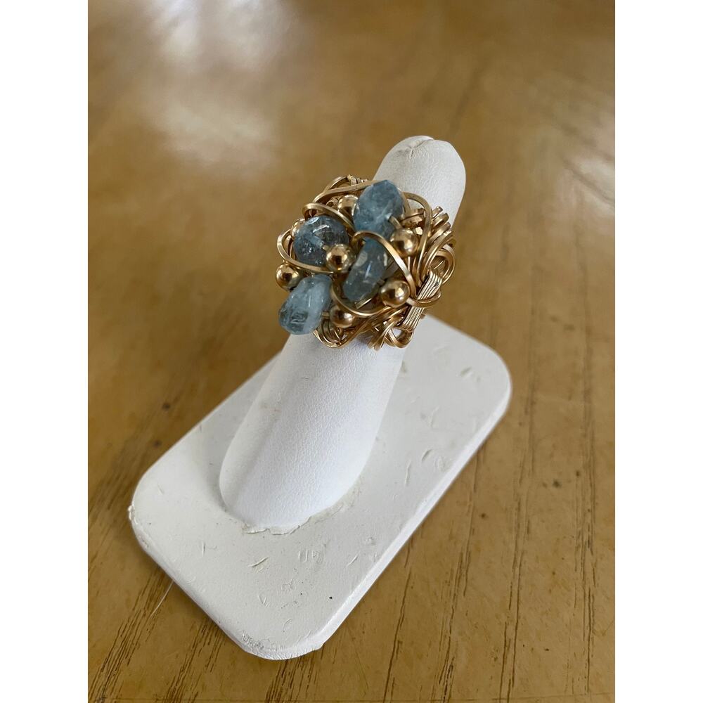 14kt Gold Filled wire ring‎ with Aquamarine Stones Size 6